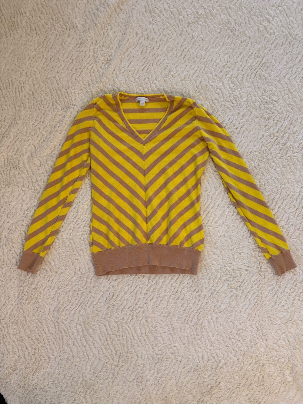 New York & Company Striped V-Neck Women's Sweater in Yellow and Brown